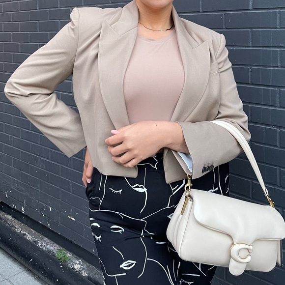 Zara Cropped Blazer - Picture 2 of 5